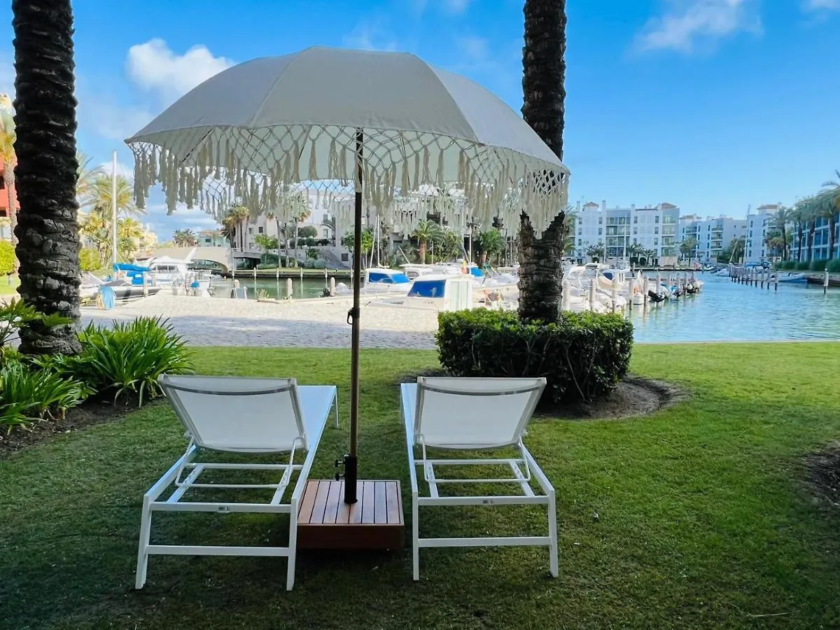 Luxury Apartment Marina De Sotogrande Playa Y Jardin San Roque  0*, San Roque (Andalucia) Spain