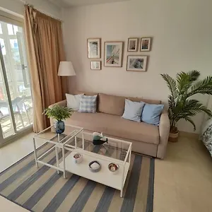 Estudio Puerto De Sotogrande San Roque (Andalucia)